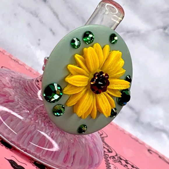 Tarina Tarantino Soleil Fleur Yellow Flower Ring